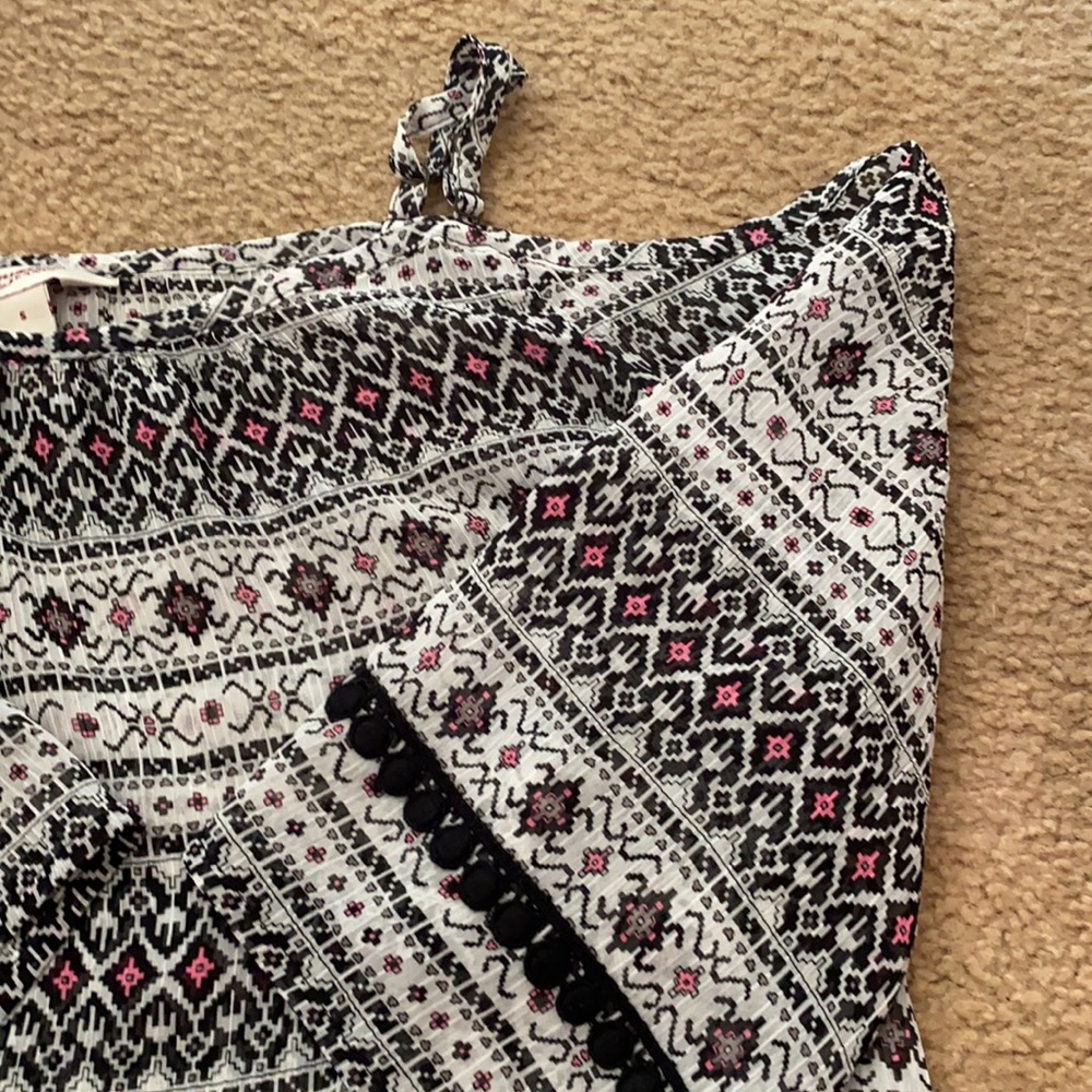 Off-shoulder Top - Picture 4 of 6